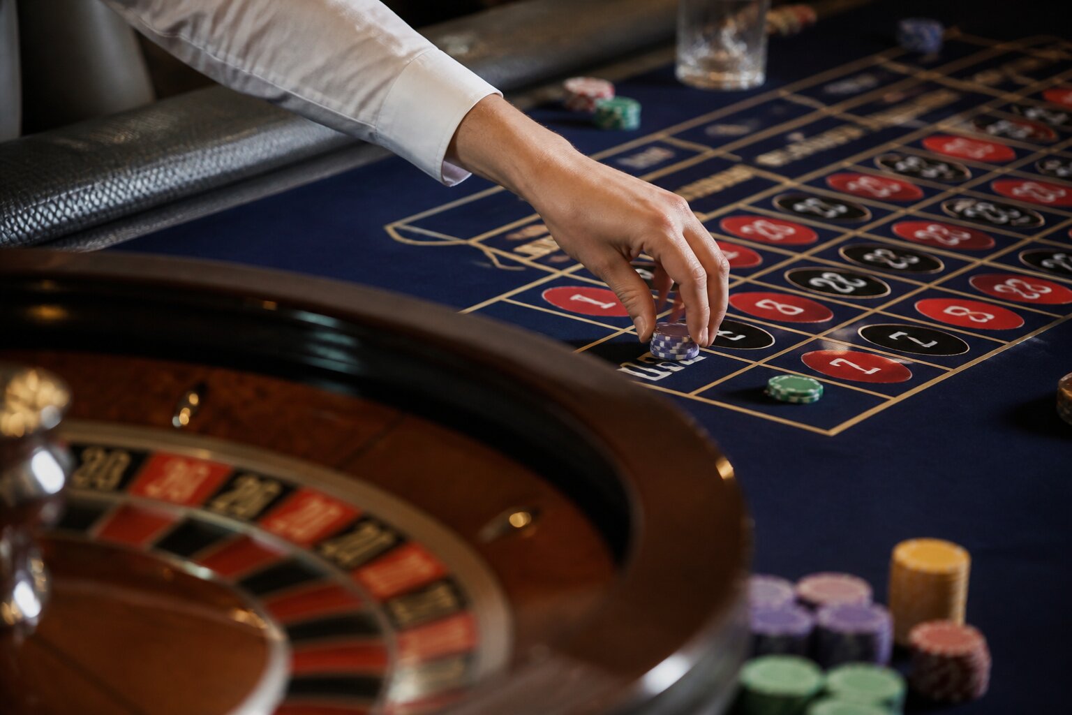 What Is a Line Bet in Roulette? Line Bets Explained in Online Roulette